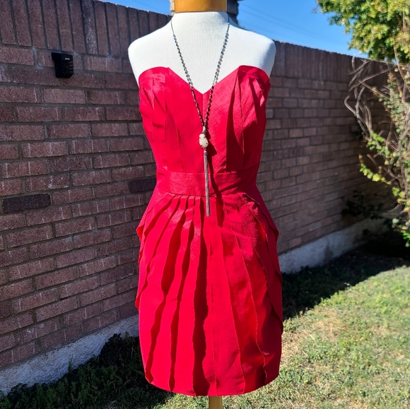 Max & Cleo strapless 🍒 red dress - Picture 2 of 9